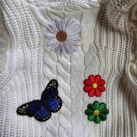 DKNY Girls Faux Fur Knitted Vest reversible - Picture 7 of 10